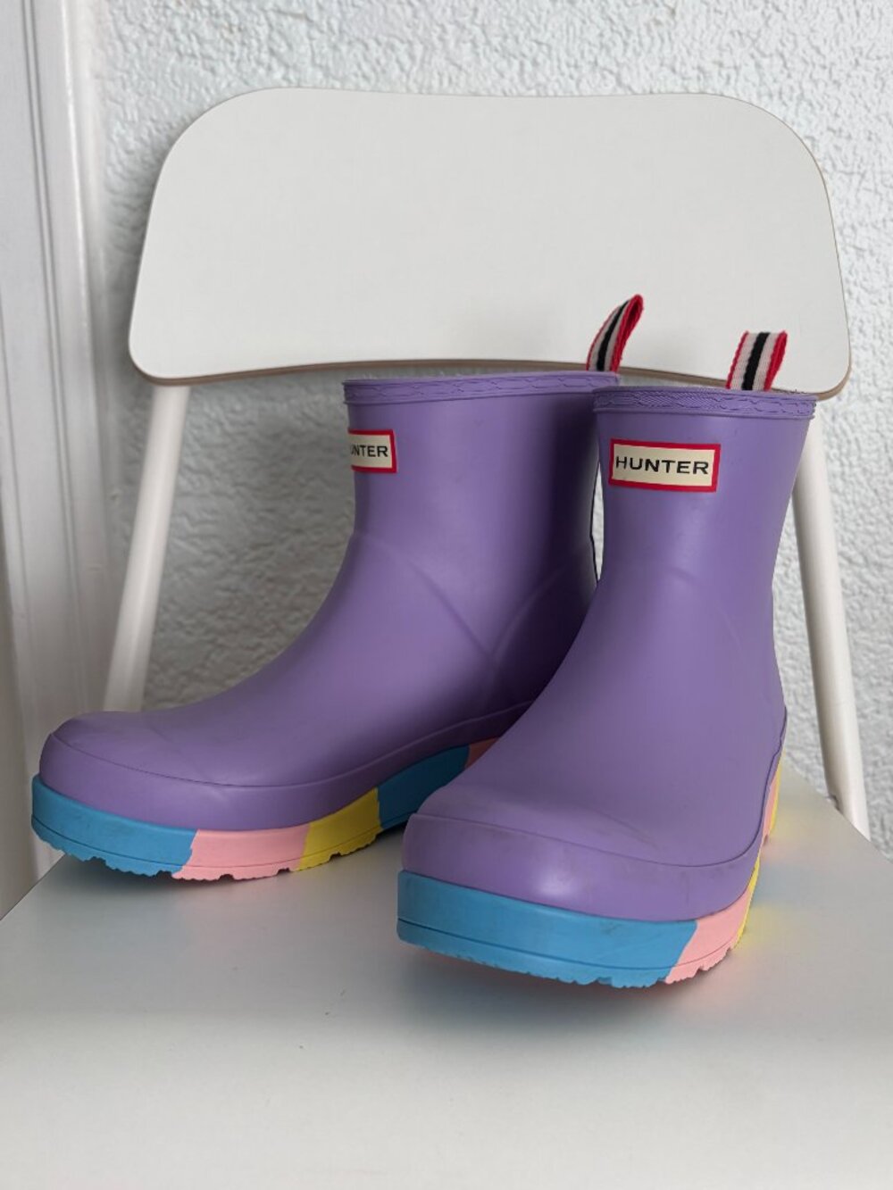 UK7 US9 Hunter Play Short Nebula Boot – Lavender / Iridescent Multicolour Sole
